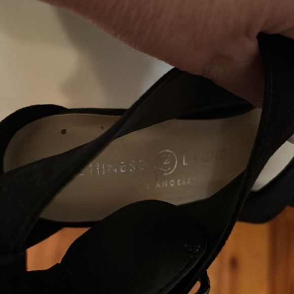 8.  Chinese Laundry Micro Suede Heels in Black, Size 9M - Picture 15 of 16